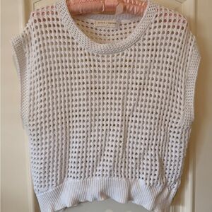 Stitch + Feather White Knit Sleeveless Sweater